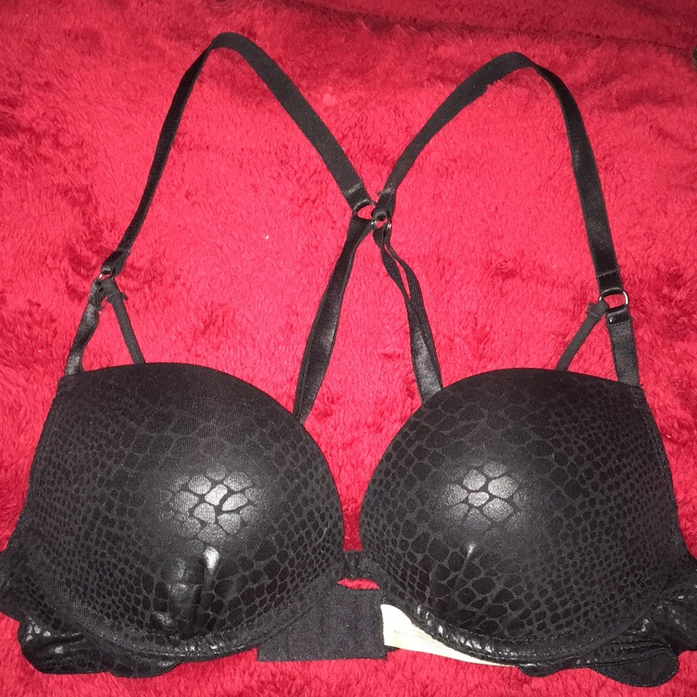 L.E.I push-up Bra